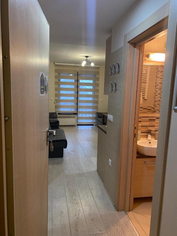 Apartment U